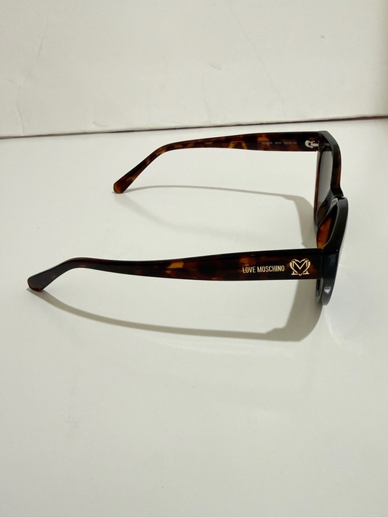 NWT Love Moschino MOL064/S Cat Eye Havana Sunglasses Gold Logo & Red Case main image 8